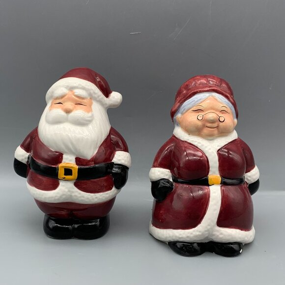 2001 Publix Encore Edition Christmas Santa & Mrs Claus Salt/Pepper Shaker Set - Picture 1 of 7
